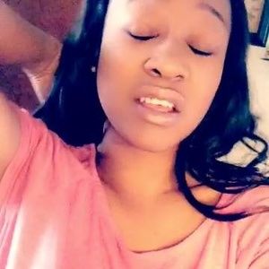 Meet your Posher, Deonjanique